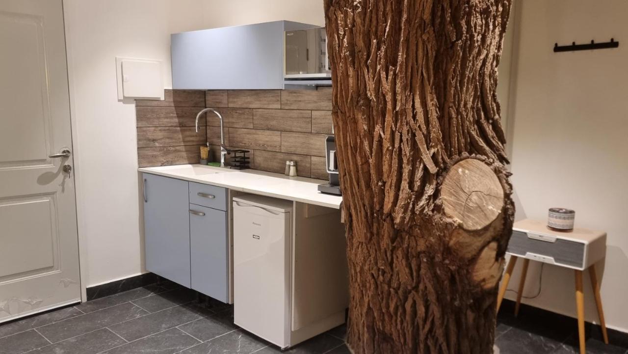Tree House Apartment